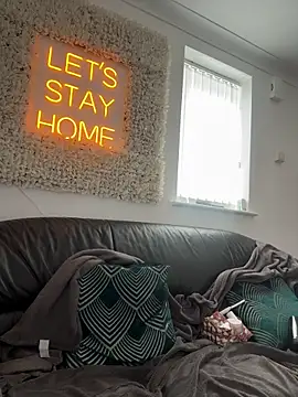 Snapshot of kennedylorel chatting on 03/13/26, 01:51 kennedylorel online show from 03/13/26, 01:51