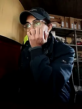 Snapshot of KaTorino chatting on 11/05/25, 03:23 KaTorino online show from 11/05/25, 03:23