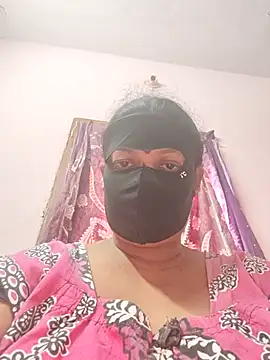 pujapujarrrr online show from 12/19/25, 05:03