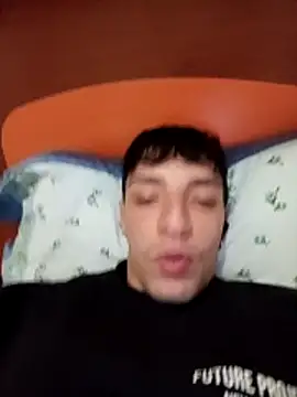 Snapshot of Pistacchio01 chatting on 11/03/25, 01:23 Pistacchio01 online show from 11/03/25, 01:23