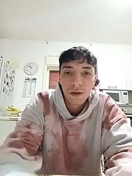 Snapshot of Pistacchio01 chatting on 11/07/25, 09:53 Pistacchio01 online show from 11/07/25, 09:53