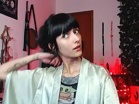 CarrieBurton online show from 11/03/25, 03:13