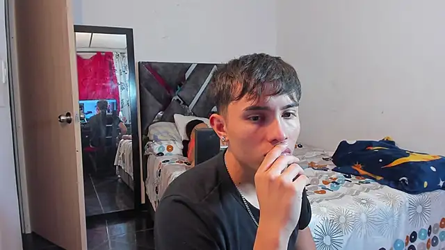 MollyandFher online show from 11/22/25, 03:27