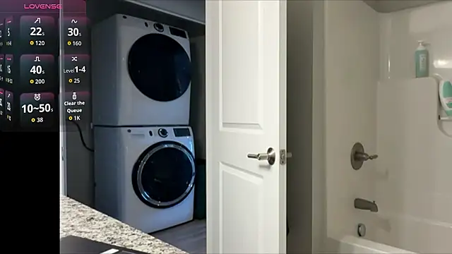 Snapshot of sables_world chatting on 03/24/26, 01:49 sables world online show from 03/24/26, 01:49