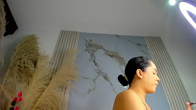 Snapshot of AudreyHayworth chatting on 06/07/26, 11:47 AudreyHayworth online show from 06/07/26, 11:47