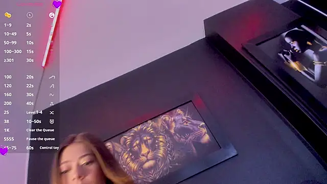 Snapshot of EmmilyClark chatting on 03/22/26, 03:48 EmmilyClark online show from 03/22/26, 03:48