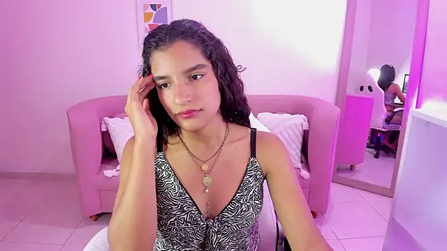 Snapshot of Mia_Greco1 chatting on 03/14/26, 12:32 Mia Greco1 online show from 03/14/26, 12:32