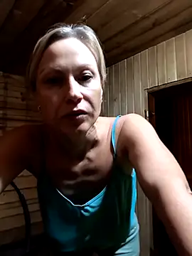 Elle Milfa online show from 06/09/26, 01:23