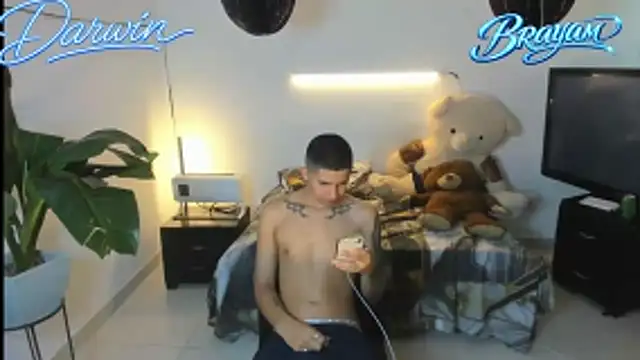 Snapshot of darwinandbrayann chatting on 02/24/26, 04:49 darwinandbrayann online show from 02/24/26, 04:49