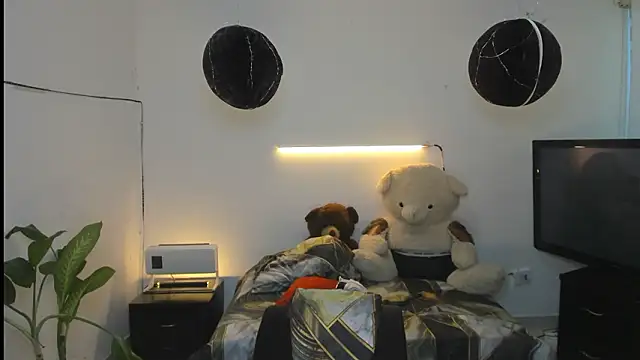 Snapshot of darwinandbrayann chatting on 03/02/26, 07:21 darwinandbrayann online show from 03/02/26, 07:21