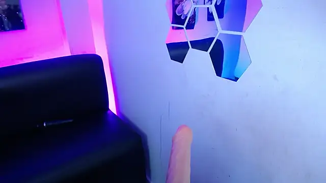 roseefancy19 online show from 11/12/25, 12:05