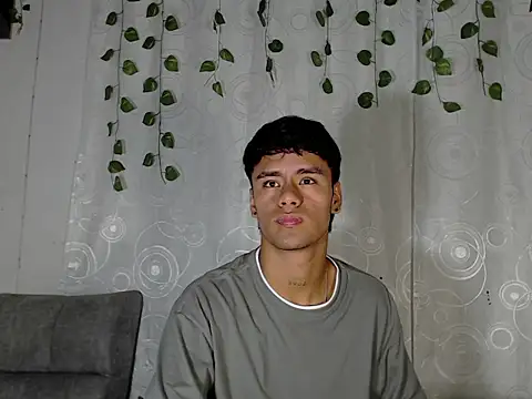 connor michael01 online show from 11/29/25, 02:58