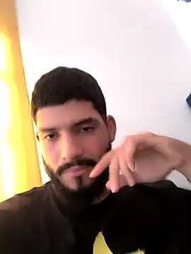 Snapshot of Marcus_1234 chatting on 10/31/25, 06:42 Marcus 1234 online show from 10/31/25, 06:42