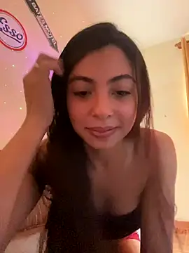 Snapshot of NovinhaBonequinha chatting on 11/08/25, 01:33 NovinhaBonequinha online show from 11/08/25, 01:33