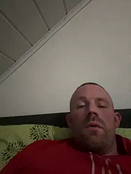 Snapshot of superbertok chatting on 11/04/25, 06:18 superbertok online show from 11/04/25, 06:18