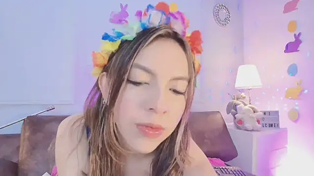 Snapshot of kittyblooms chatting on 04/10/26, 01:05 kittyblooms online show from 04/10/26, 01:05