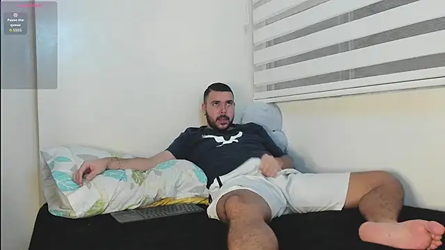 Snapshot of Cristianstone22_ chatting on 03/26/26, 04:29 Cristianstone22 online show from 03/26/26, 04:29