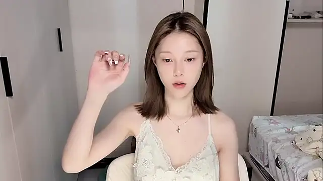 yuyu-33 online show from 05/04/26, 06:09