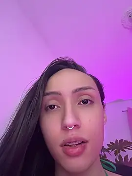 BabyLauritaa online show from 06/07/26, 10:24