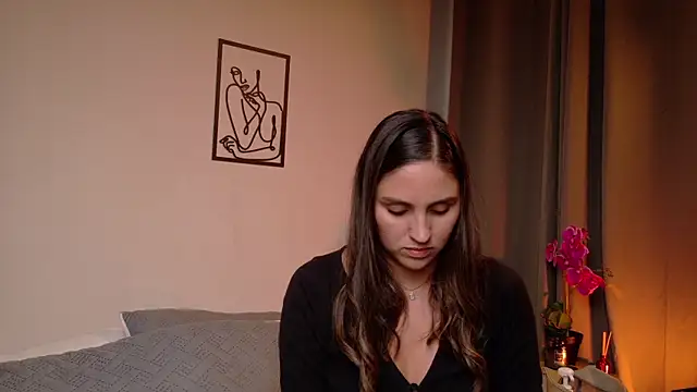 Snapshot of VictoriaNova_ chatting on 06/19/26, 11:30 VictoriaNova online show from 06/19/26, 11:30