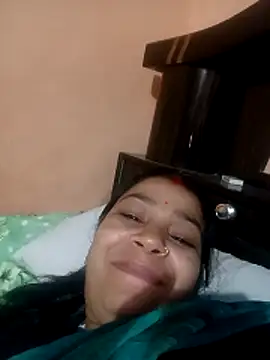 Snapshot of Sangita_g chatting on 04/05/26, 04:04 Sangita g online show from 04/05/26, 04:04