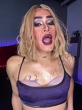 melani ferraraa  online show from 04/28/26, 03:44
