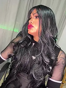 Snapshot of melani_ferraraa_ chatting on 06/18/26, 05:41 melani ferraraa online show from 06/18/26, 05:41