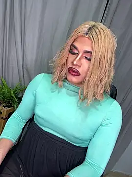 Snapshot of melani_ferraraa_ chatting on 07/05/26, 04:19 melani ferraraa online show from 07/05/26, 04:19