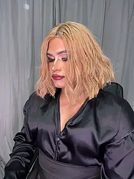 Snapshot of melani_ferraraa_ chatting on 07/20/26, 02:59 melani ferraraa online show from 07/20/26, 02:59