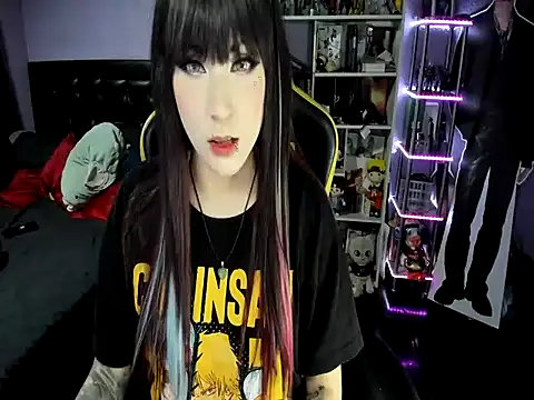 Yummy dark online show from 11/25/25, 06:35