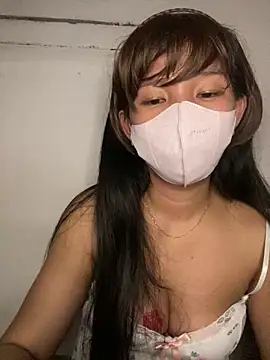 Snapshot of DAISSY69 chatting on 10/31/25, 05:58 DAISSY69 online show from 10/31/25, 05:58