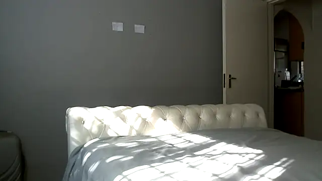 NewBeginnings8 online show from 06/12/26, 11:09