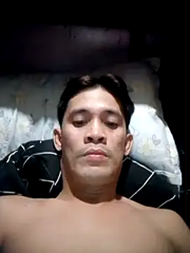 Snapshot of Hot-babyyboy30 chatting on 07/06/26, 03:36 Hot-babyyboy30 online show from 07/06/26, 03:36