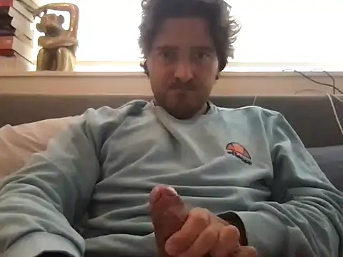 Snapshot of dutchpieter95 chatting on 10/30/25, 11:33 dutchpieter95 online show from 10/30/25, 11:33