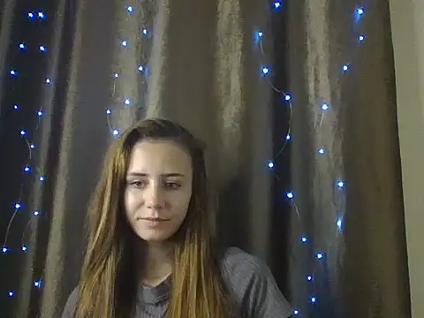 Snapshot of MyLittle_Flame chatting on 04/19/26, 02:05 MyLittle Flame online show from 04/19/26, 02:05