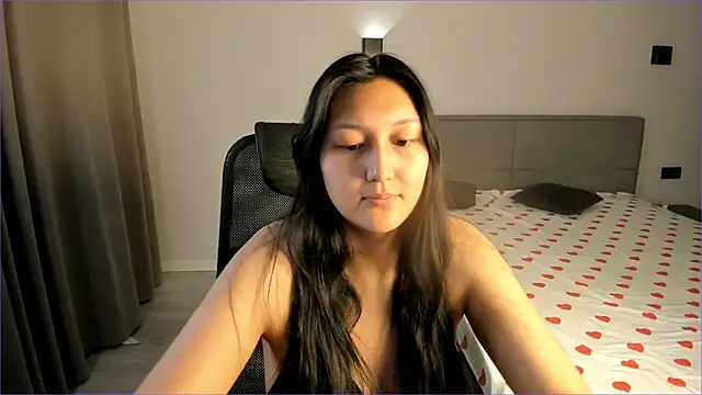 Yunamini online show from 12/03/25, 07:01