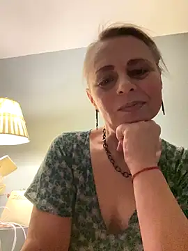 ToriLove777 online show from 11/11/25, 12:21