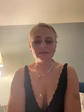 ToriLove777 online show from 11/15/25, 08:05