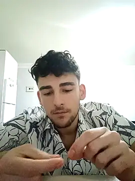 Snapshot of yasinesra757_ chatting on 12/22/25, 03:09 yasinesra757 online show from 12/22/25, 03:09