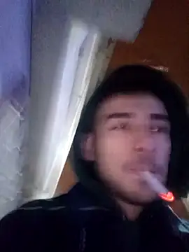 Snapshot of yasinesra757_ chatting on 01/12/26, 02:39 yasinesra757 online show from 01/12/26, 02:39