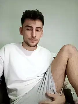 Snapshot of yasinesra757_ chatting on 01/12/26, 03:50 yasinesra757 online show from 01/12/26, 03:50