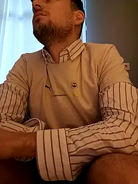 Snapshot of yasinesra757_ chatting on 01/16/26, 05:11 yasinesra757 online show from 01/16/26, 05:11