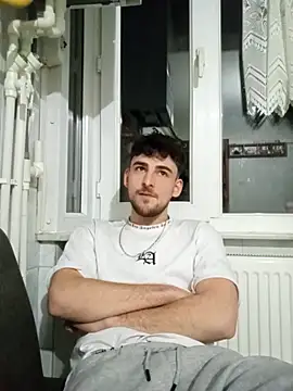 Snapshot of yasinesra757_ chatting on 02/27/26, 09:48 yasinesra757 online show from 02/27/26, 09:48