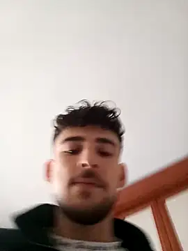 Snapshot of yasinesra757_ chatting on 02/28/26, 03:13 yasinesra757 online show from 02/28/26, 03:13