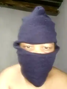 Snapshot of Teddypuer chatting on 10/31/25, 06:09 Teddypuer online show from 10/31/25, 06:09