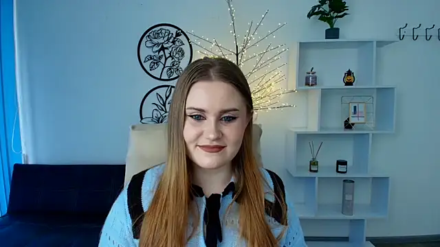 Snapshot of NinaSavkoo chatting on 11/03/25, 01:01 NinaSavkoo online show from 11/03/25, 01:01