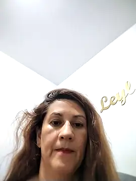 Snapshot of Suki_Pink chatting on 10/30/25, 10:21 Suki Pink online show from 10/30/25, 10:21