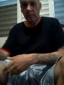 Snapshot of feoGG197 chatting on 11/29/25, 11:13 feoGG197 online show from 11/29/25, 11:13