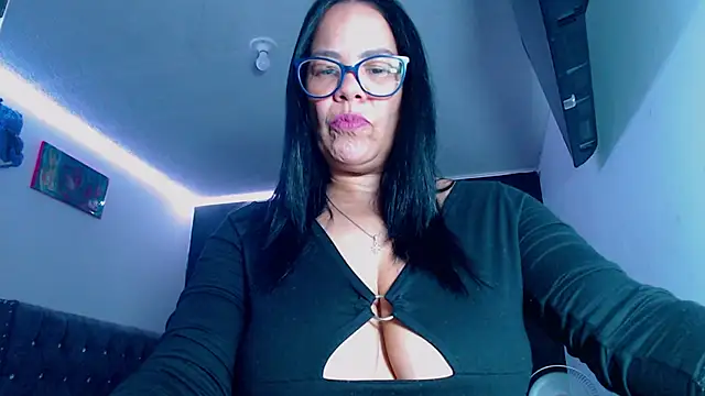 sofia lopez70 online show from 05/14/26, 12:56