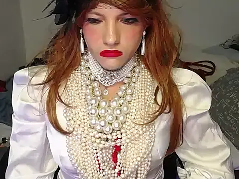 VanesaCrossic online show from 10/30/25, 08:16